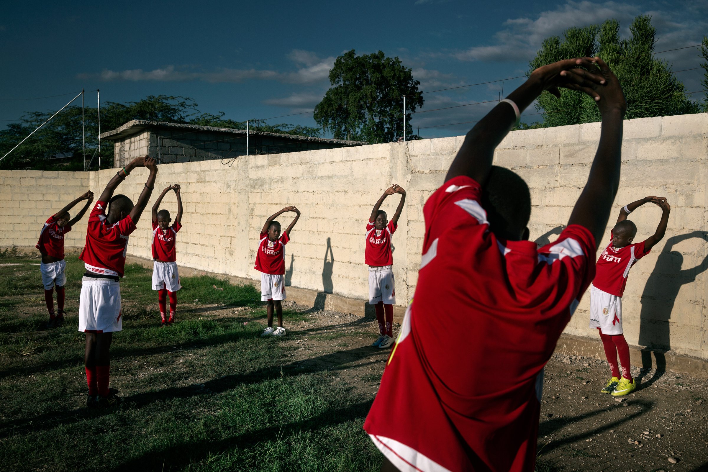 photograph by Marco Gualazzini — image 20 of 72
