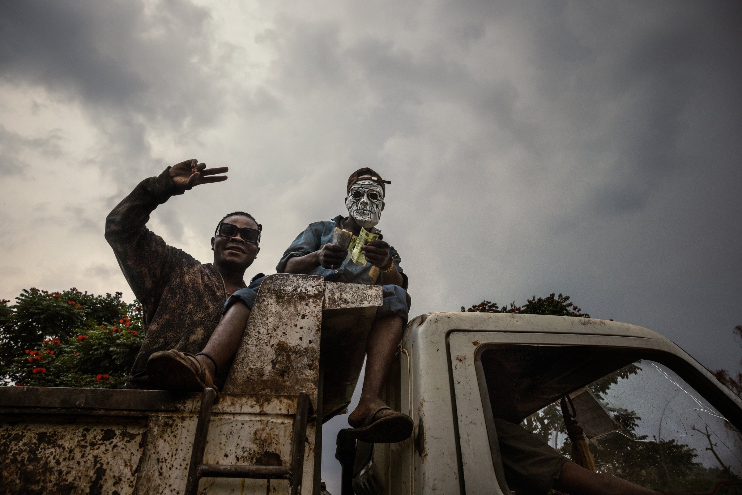 photograph by Marco Gualazzini — image 35 of 72