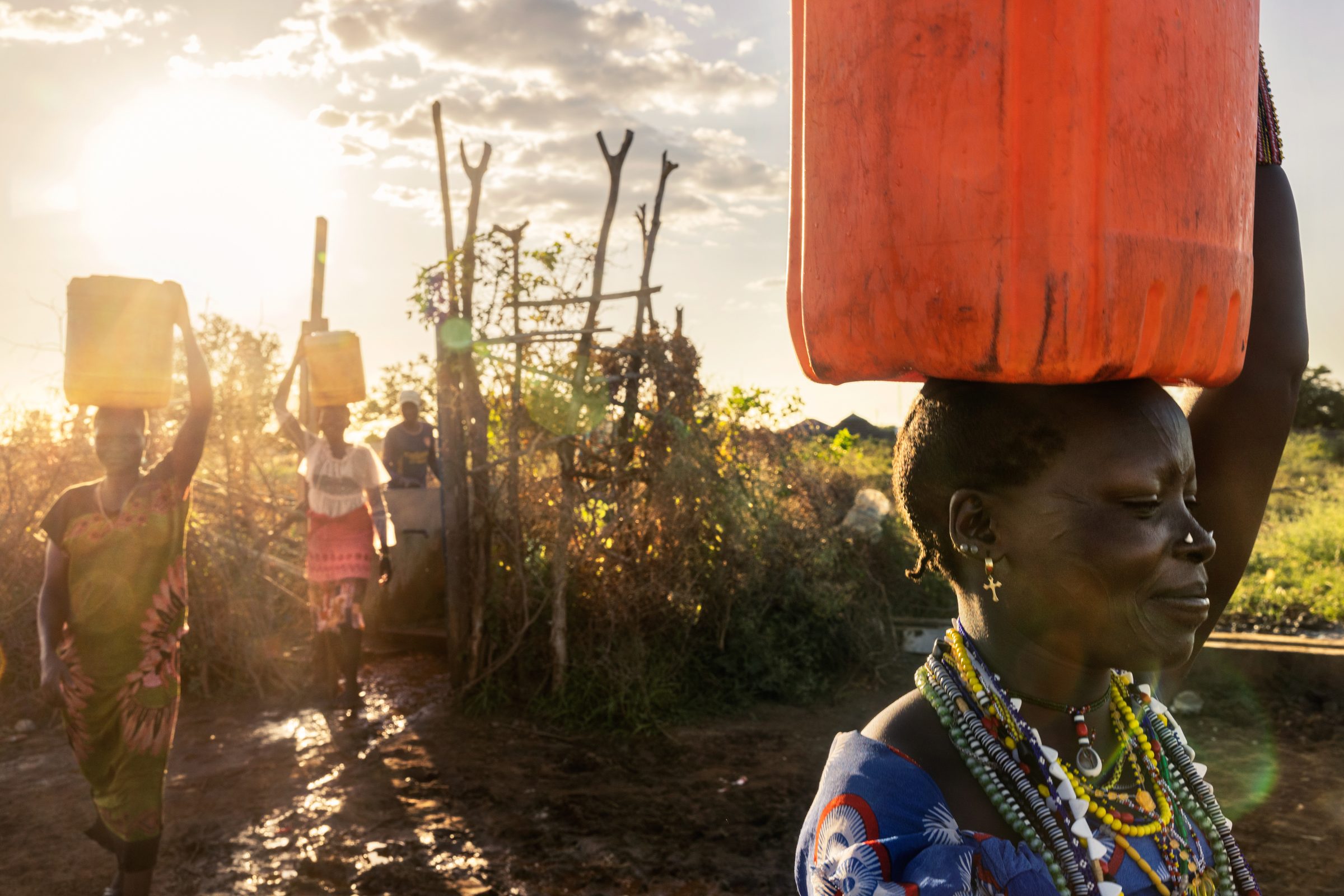At the edge of the world — South Sudan — 2023 — photograph by Marco Gualazzini — image 10 of 22